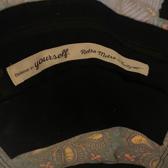 Thirty-One Retro Metro large Black tote, Colorful boho print, NWOT - Picture 5 of 6